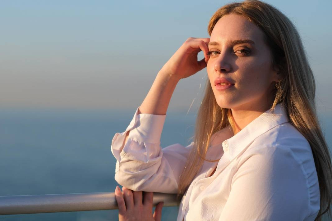 Hudutsuz Sevda’nın Damla’sı Hazal Köseoğlu sete gidemedi. Apar topar hastaneye kaldırıldı - Resim: 15